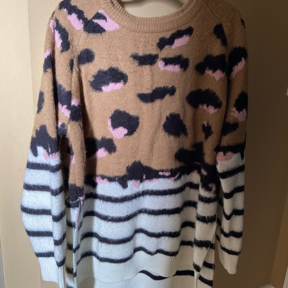 Sweaters - Arula (a Beautiful Soul) sweater size A (16/18)